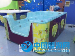 新款長(zhǎng)方形亞克力池子