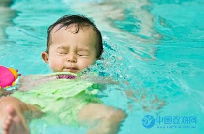 嬰兒游泳前準備工作