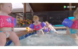 五胞胎寶寶去游泳，小美人魚們太萌了 (648播放)
