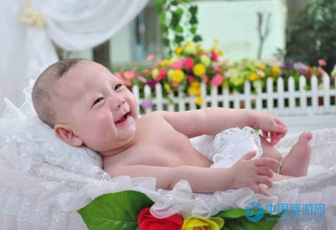 紙尿褲和拉拉褲的區別3