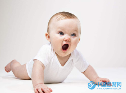 寶寶姿勢異常經常哭鬧？小心肌張力過高！嬰兒游泳有效緩解寶寶肌張力過高 寶寶肌張力過高是怎么回事？寶寶肌張力過高的表現5