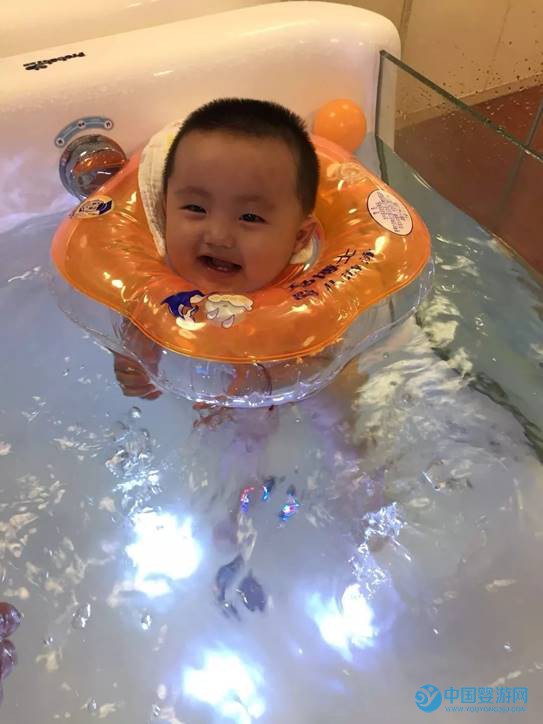 愛心天使第七屆嬰兒游泳決賽現場3