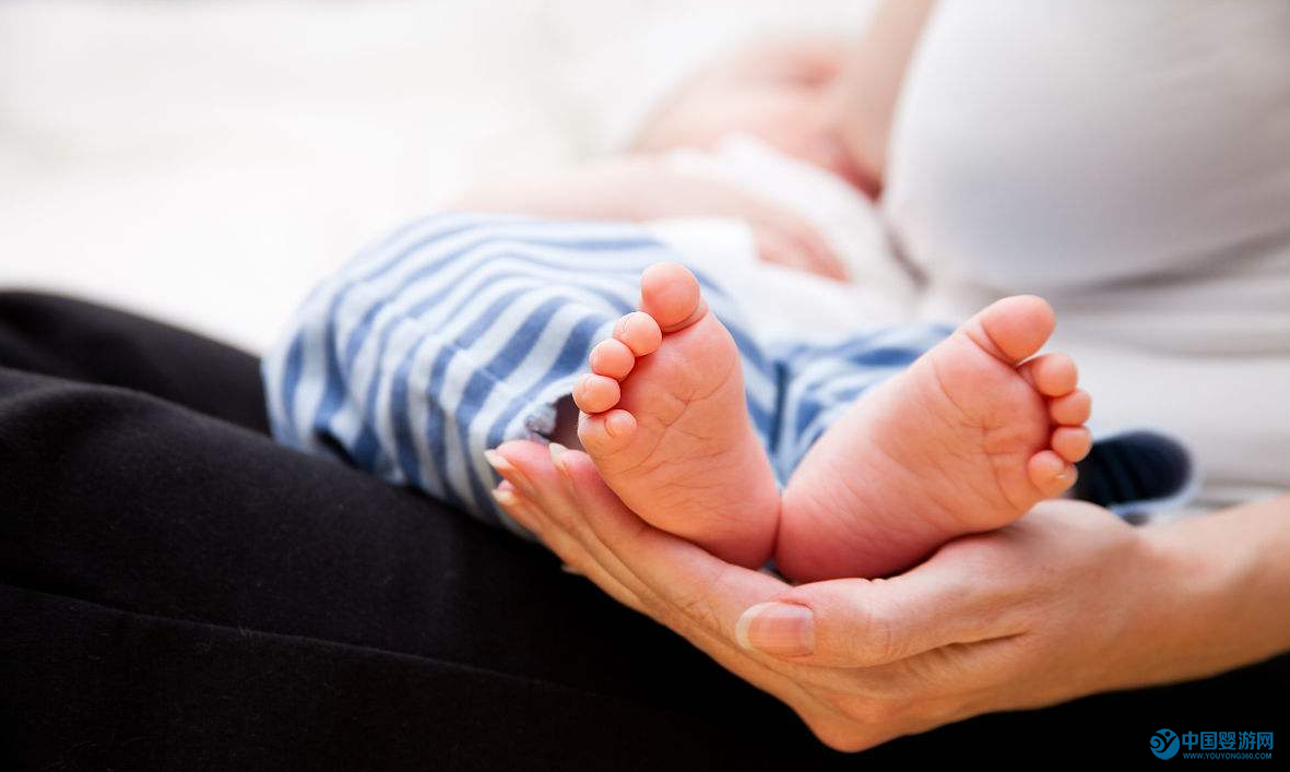 科學(xué)喂養(yǎng)寶寶 未滿四個(gè)月的寶寶如何喂養(yǎng)？不要做錯(cuò)了還不自知！2