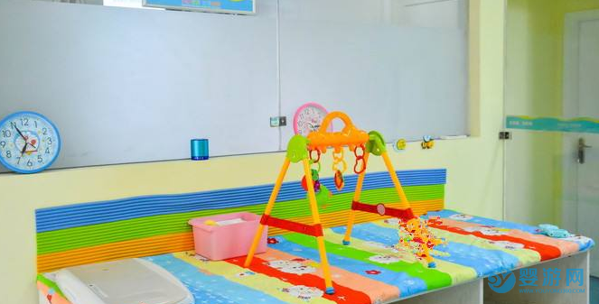 論如何提高嬰兒游泳館顧客進店率？ 提高客流量嬰兒游泳館 游泳館如何提高客流量 游泳館吸引顧客方法