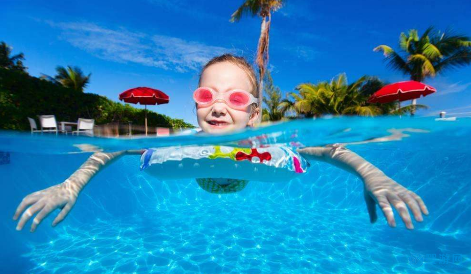 雙十一嬰兒游泳館可以舉行哪些活動(dòng)？ 適合嬰兒游泳館雙十一活動(dòng)的6種促銷模式 嬰兒游泳館雙十一活動(dòng) 游泳館雙十一活動(dòng)方案 嬰兒游泳館雙十一促銷12 (2)