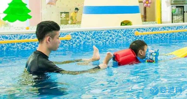 嬰兒游泳館如何借用抖音做好品牌和營銷，這篇文章給你啟發(fā)！ 嬰兒游泳館網(wǎng)絡推廣 嬰兒游泳館提高客流量 游泳館通過抖音宣傳1 (3)